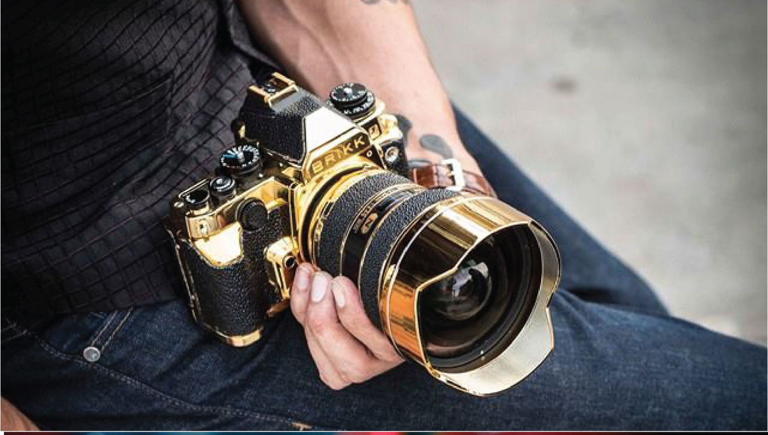LUX NIKON KIT - Brikk | Lux iPhone XS and Lux Watch 4 in gold 